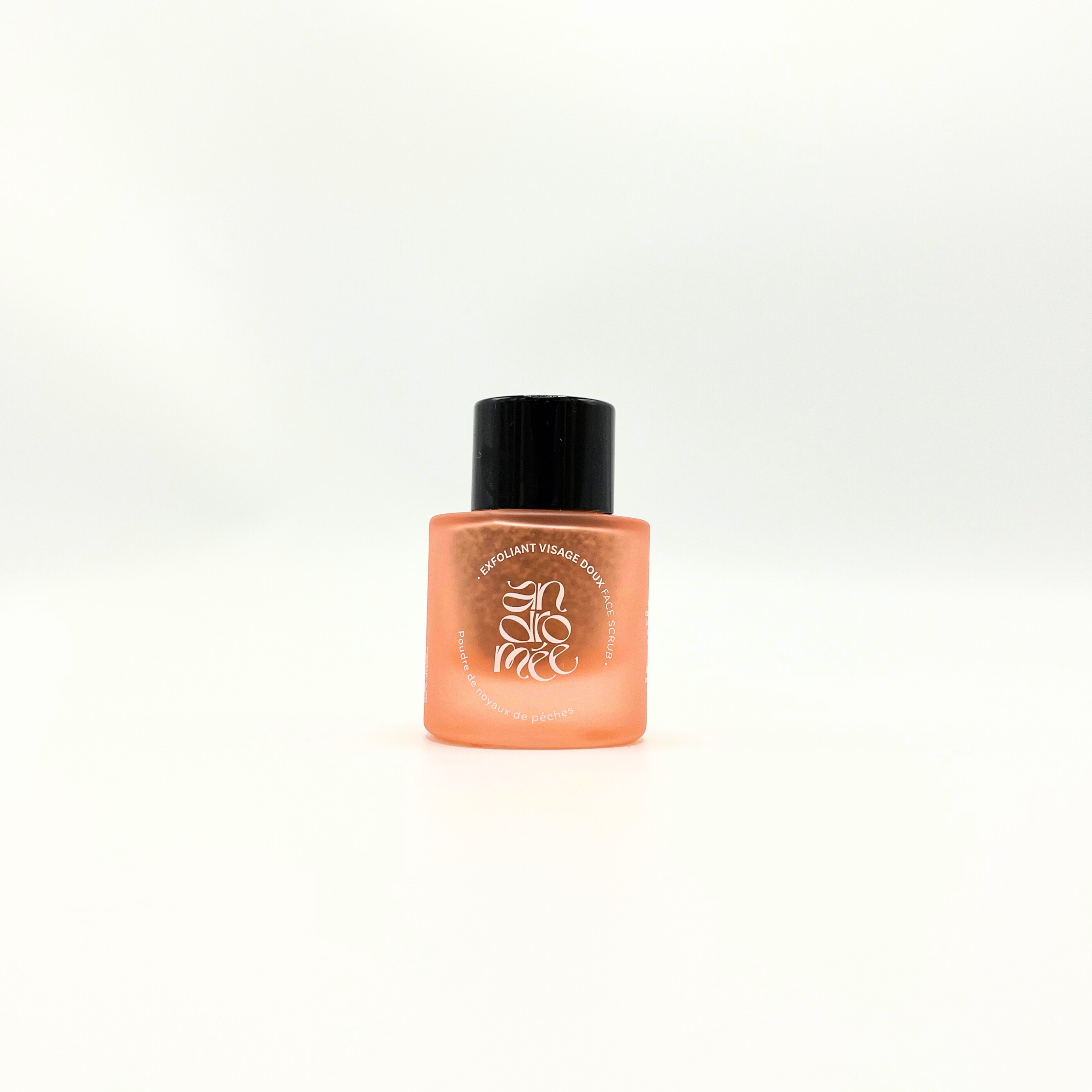 Exfoliant visage à la poudre de noyaux de pêches - 15ml